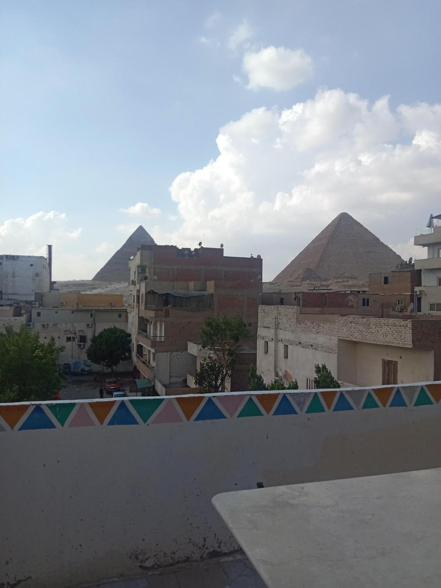 Pyramids Home Guest House Kafret el-Gabal Exterior foto